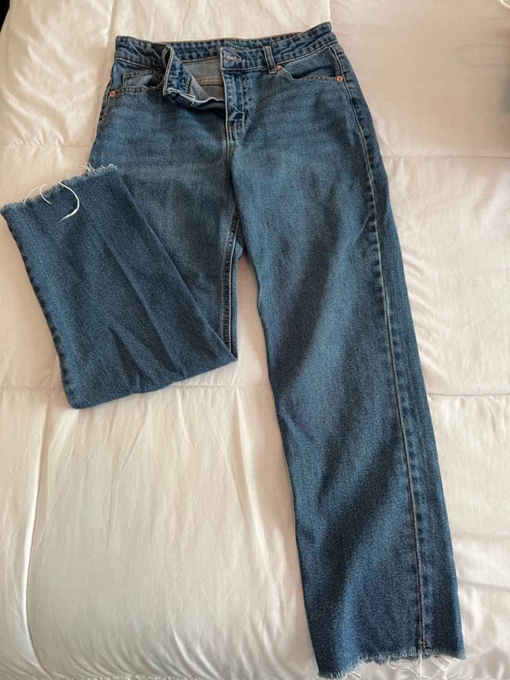 wild fable Cropped Ankle Jeans in Medium Blue